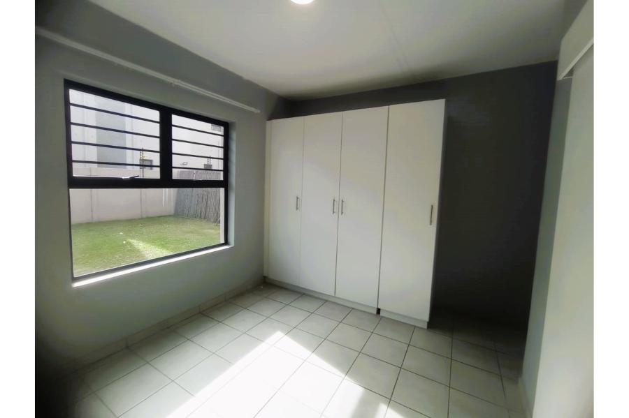 2 Bedroom Property for Sale in Parklands North Western Cape